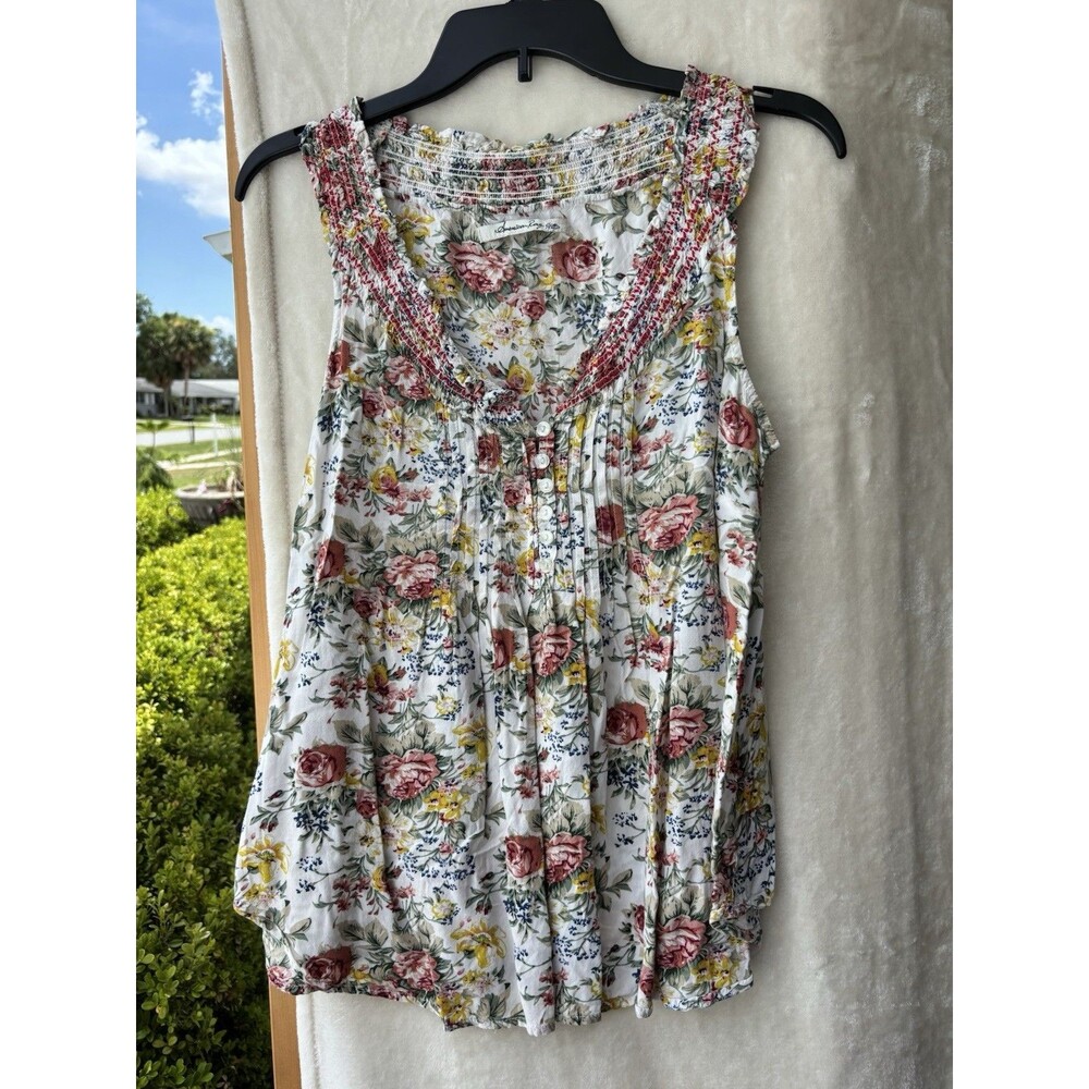 American Rag Floral Print Sleeveless Buttons Size med/lg